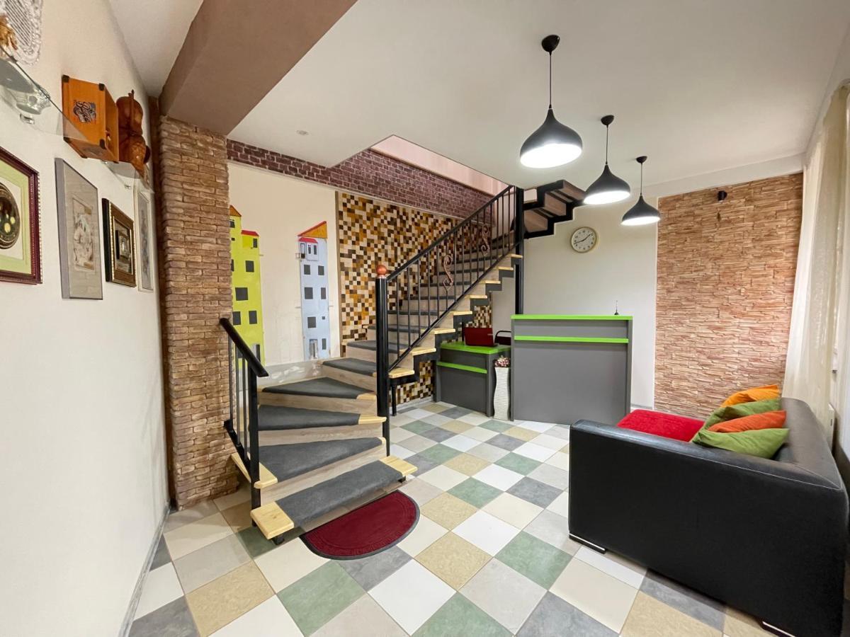 Hotel Tradicia Tbilisi Bagian luar foto