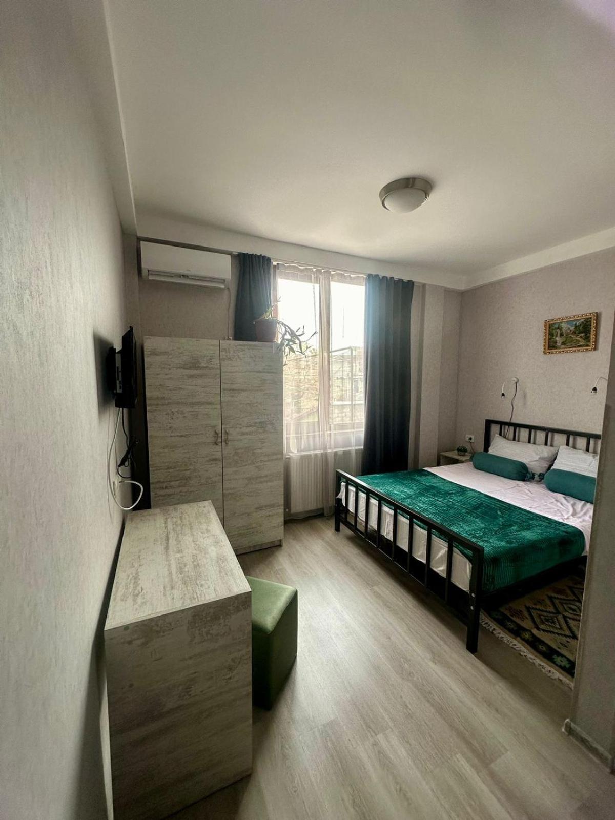 Hotel Tradicia Tbilisi Bagian luar foto