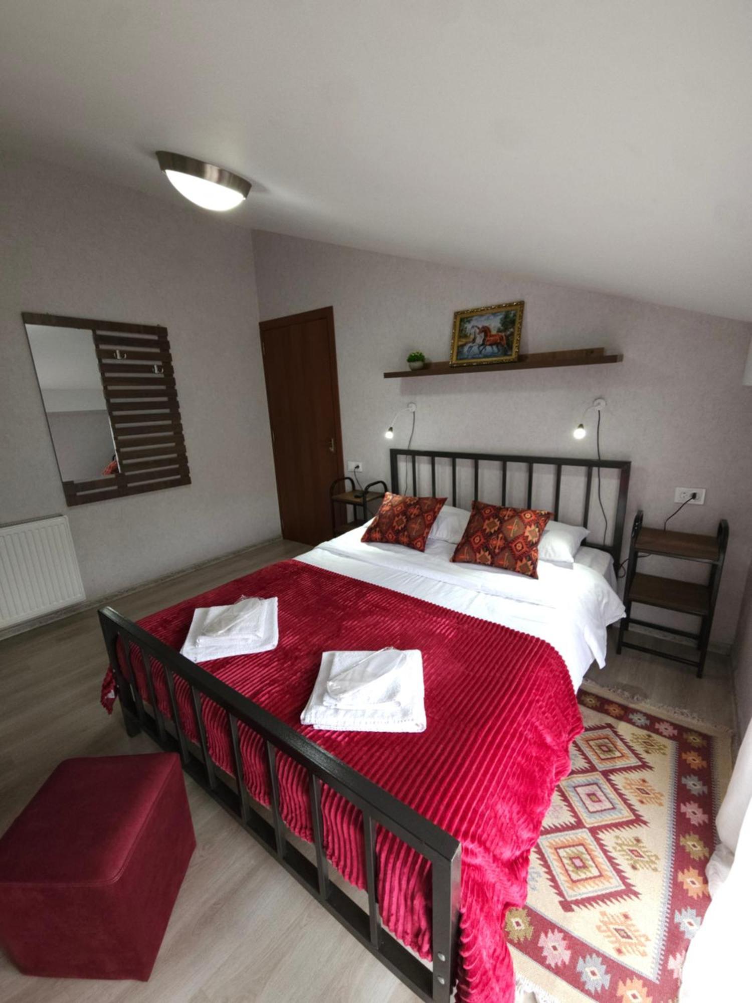 Hotel Tradicia Tbilisi Bagian luar foto