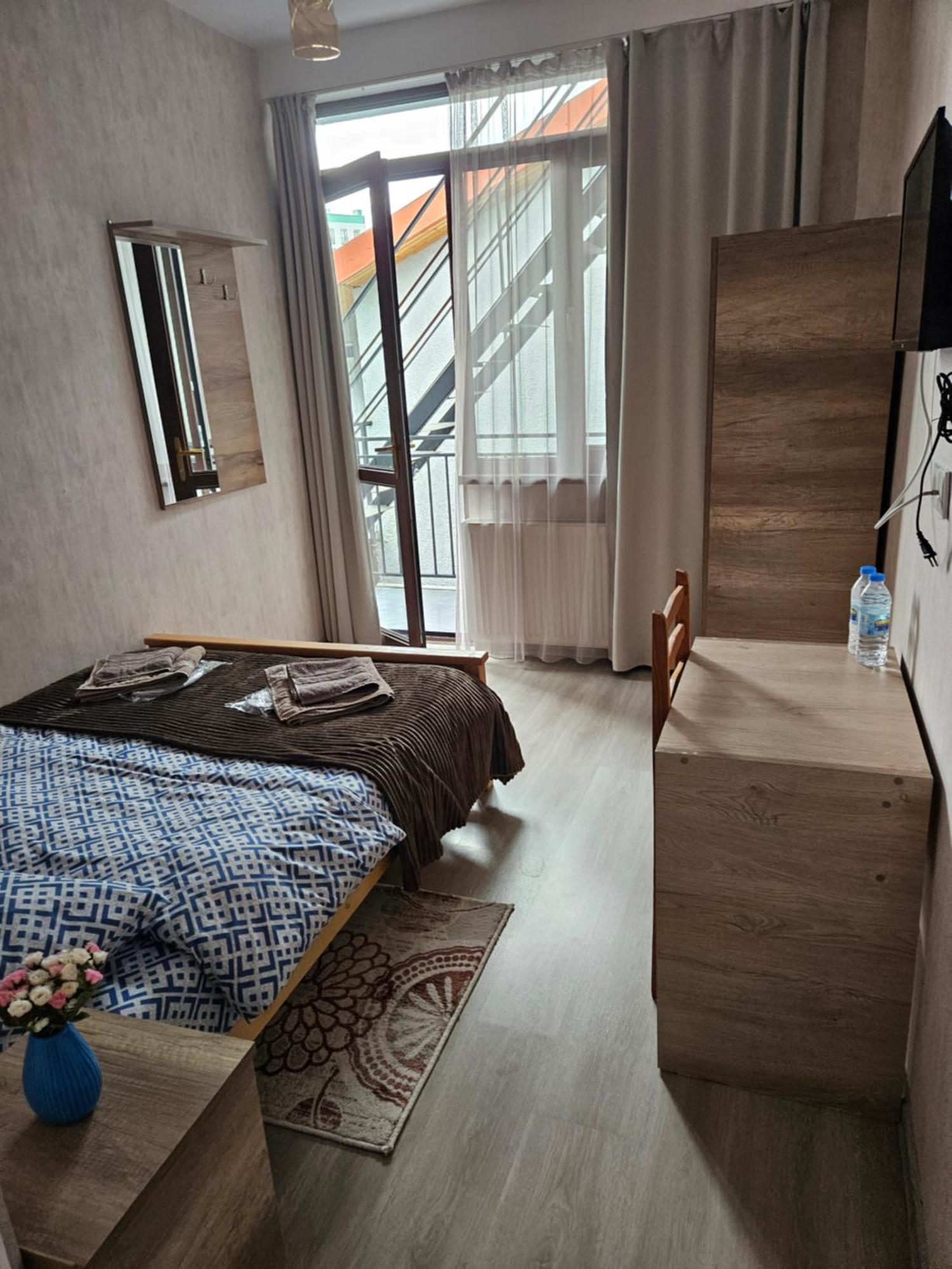 Hotel Tradicia Tbilisi Bagian luar foto